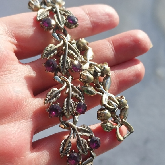 Jewelcraft Silver and Purple Leaf Bracelet - Picture 9 of 16